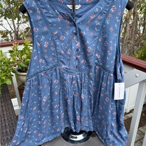 Lucky Brand Blue Floral Sleeveless Peasant Top